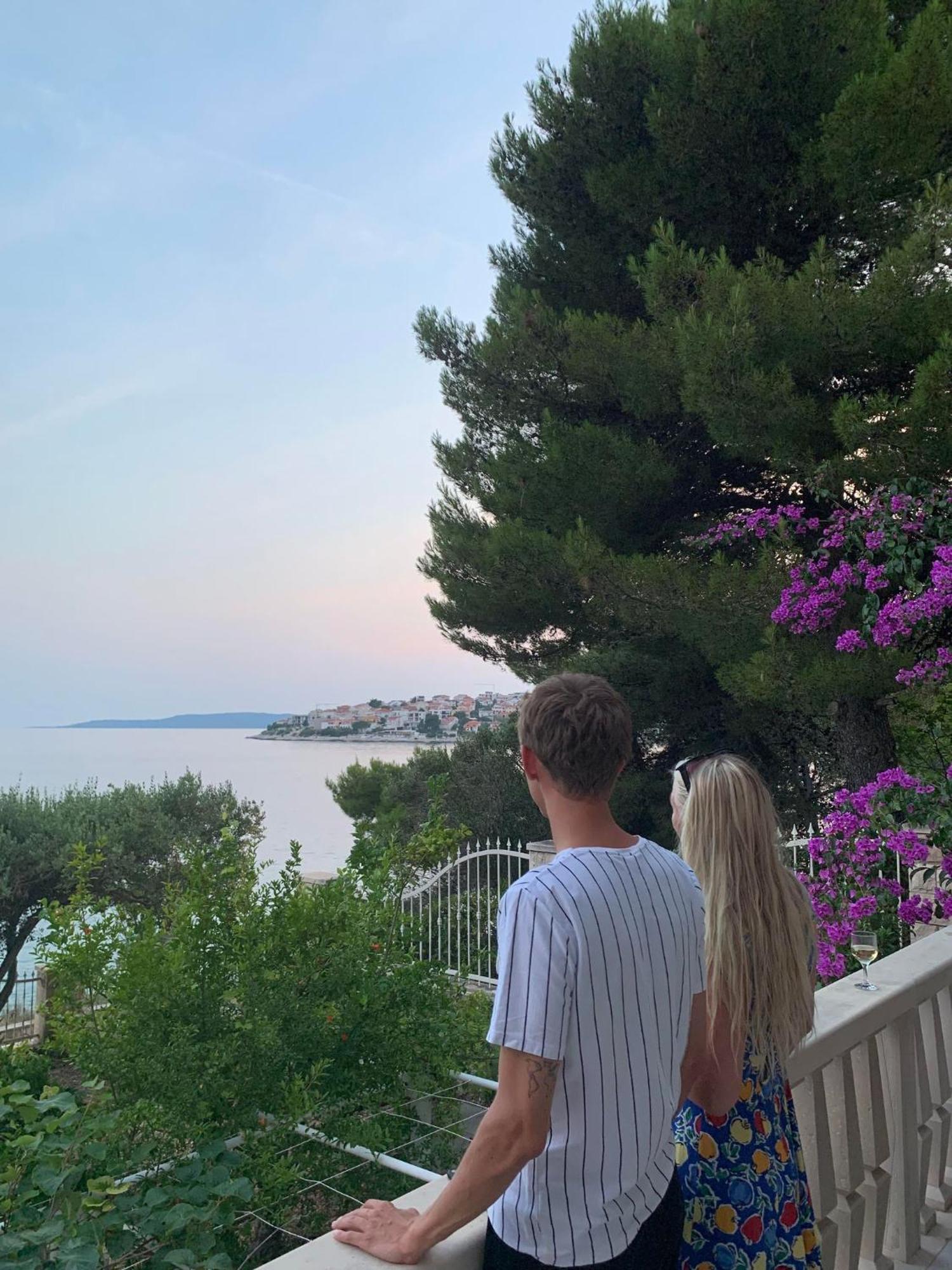 Luxury Seaside Villa With A Classic Mediterranean Olive Garden, A Fully Equipped Professional Kitchen, Pool, Sauna, Padle Boards And Canoe - Miolin Beach House Trogir Extérieur photo