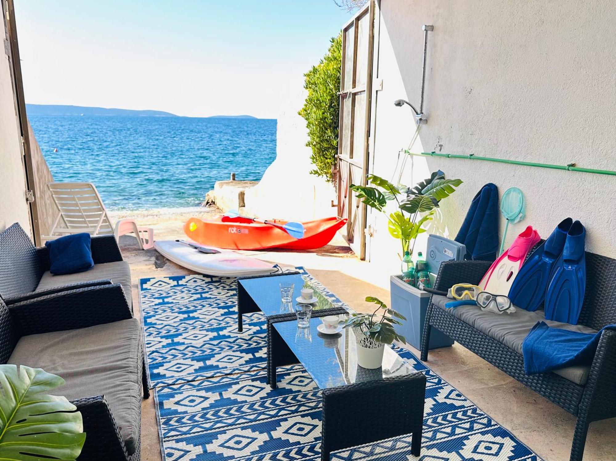 Luxury Seaside Villa With A Classic Mediterranean Olive Garden, A Fully Equipped Professional Kitchen, Pool, Sauna, Padle Boards And Canoe - Miolin Beach House Trogir Extérieur photo